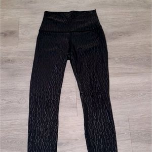 Lululemon Align Embossed Sz 4